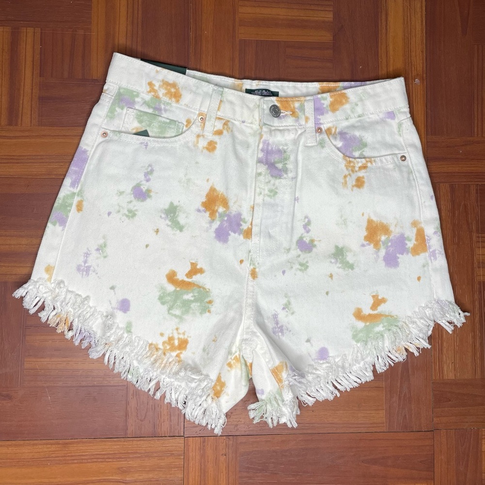 Wild fable multi color distressed high waist women’s denim shorts size 6